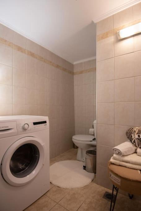 Lovely,Central, Spacious 2-Bedrooms Apartment Pire Dış mekan fotoğraf