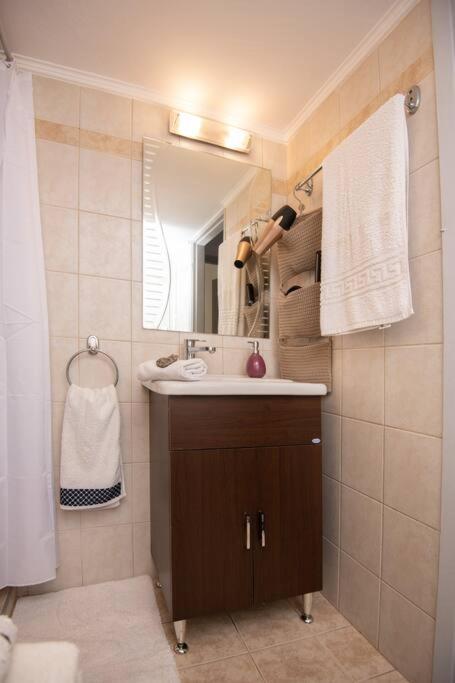 Lovely,Central, Spacious 2-Bedrooms Apartment Pire Dış mekan fotoğraf